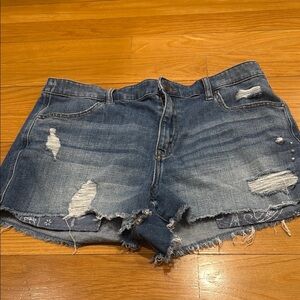 Aerie women’s distressed jeans shorts large .